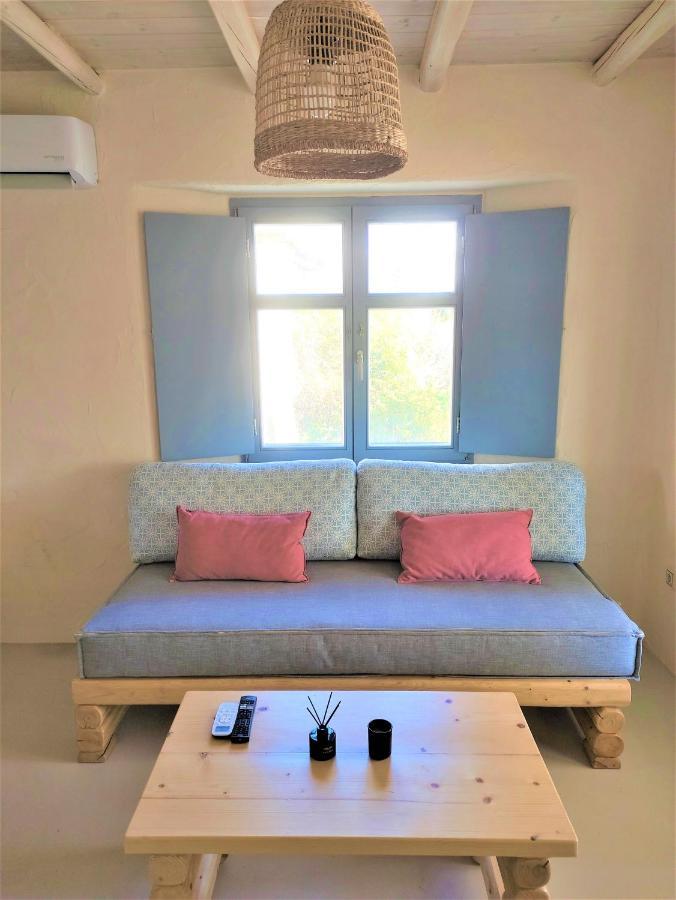 Mosaic Suites Drios Esterno foto