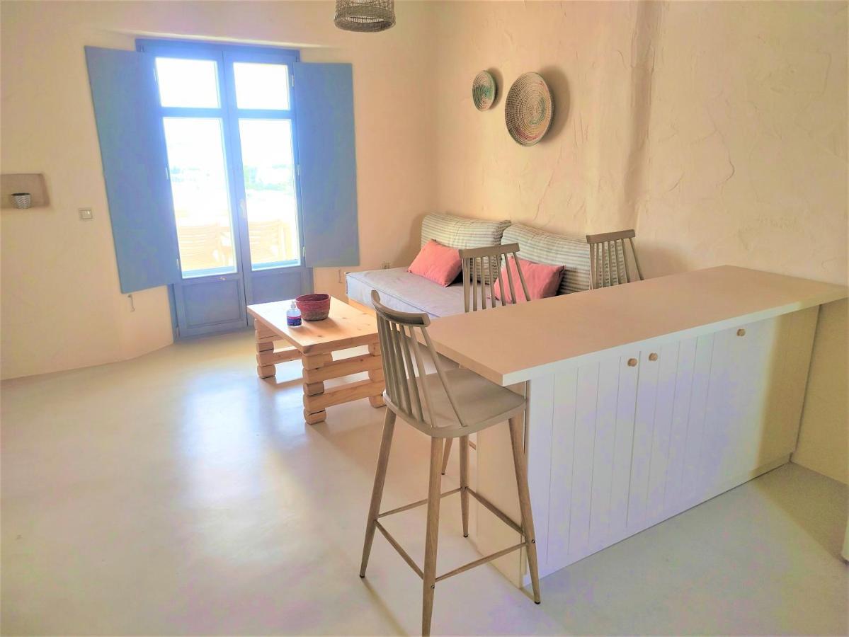 Mosaic Suites Drios Esterno foto