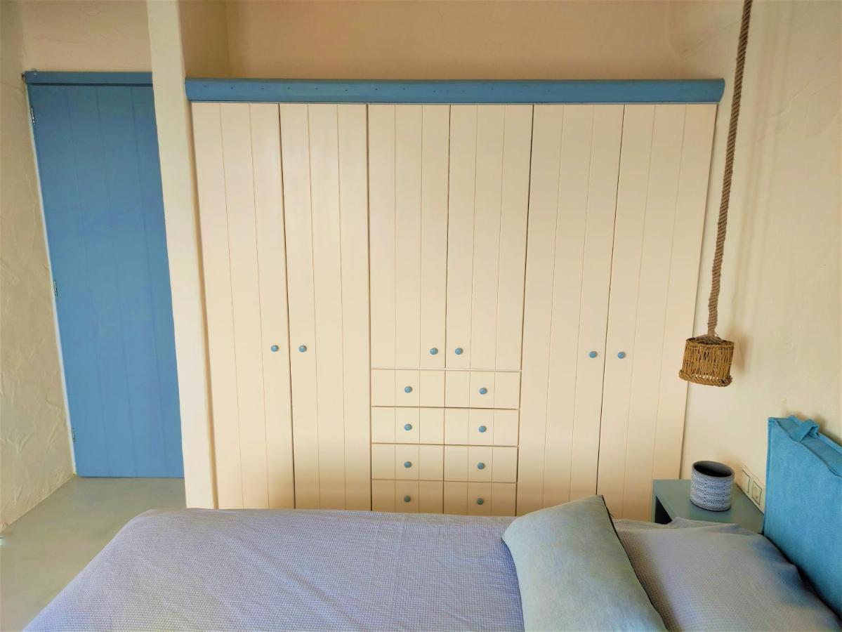 Mosaic Suites Drios Esterno foto