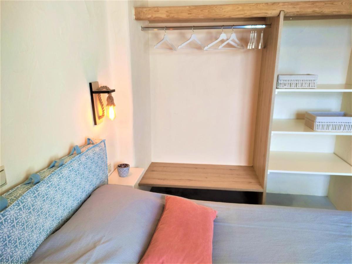 Mosaic Suites Drios Esterno foto