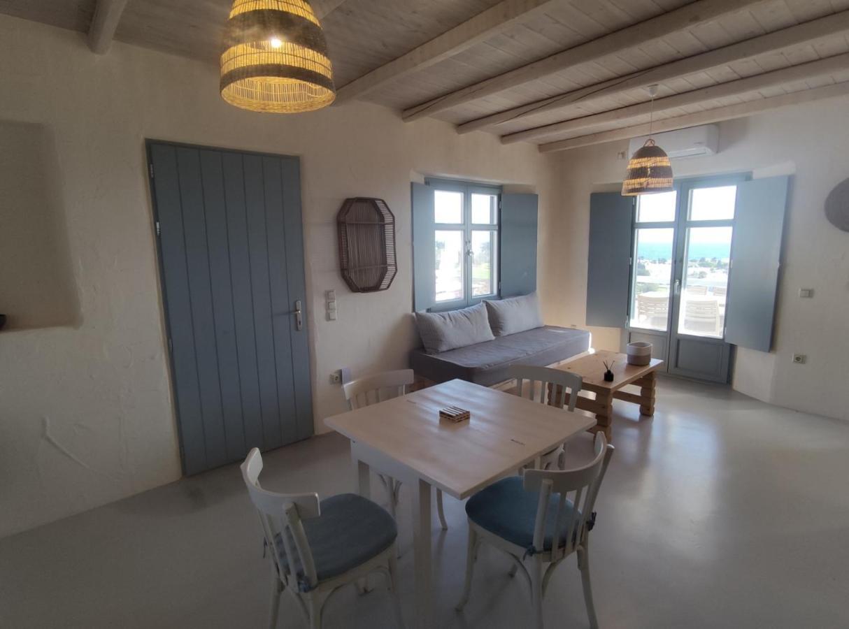 Mosaic Suites Drios Esterno foto